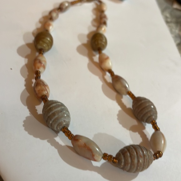 Botswana Agate Necklace, hugging the neck style. - Picture 4 of 4